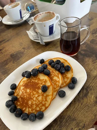 The English Bakery Cafe